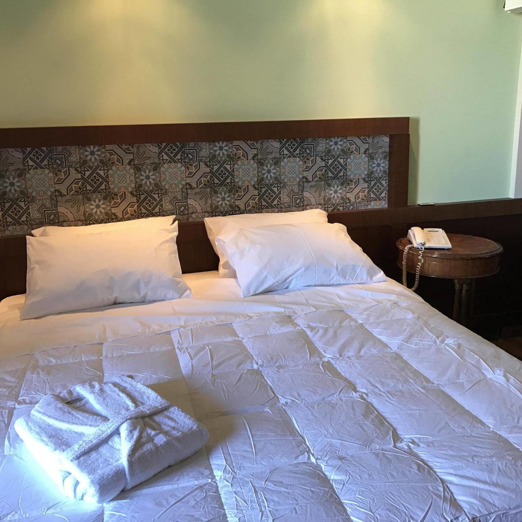 Gq Hotel & Club - Adults Only Rhodes City ภายนอก รูปภาพ