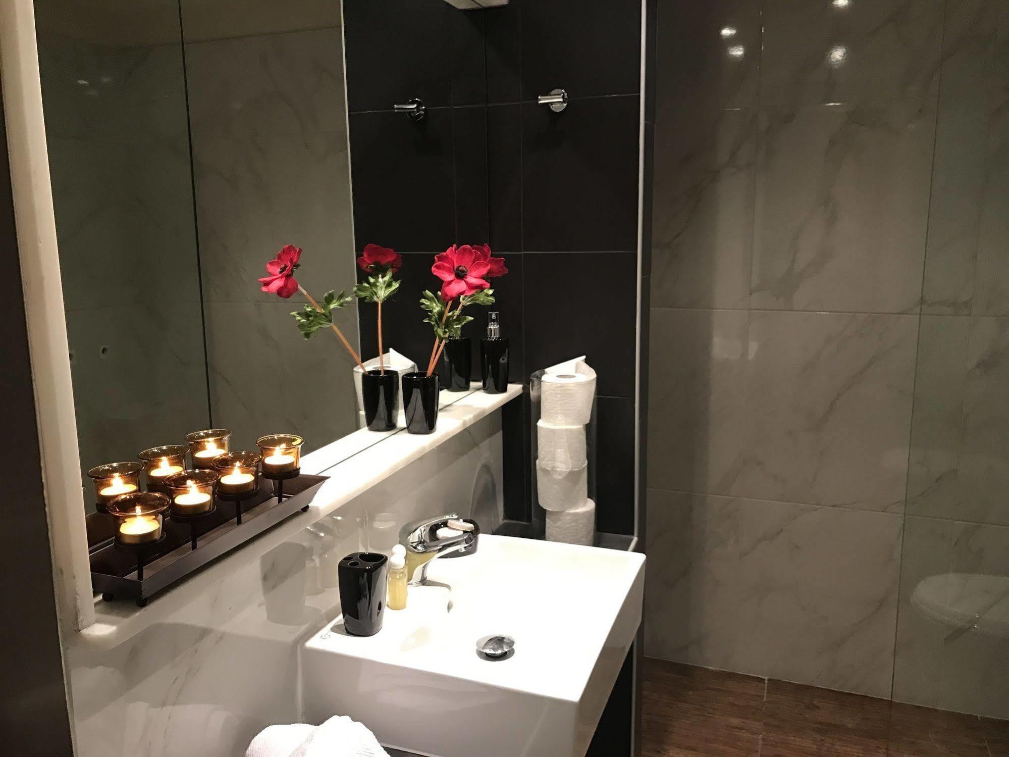 Gq Hotel & Club - Adults Only Rhodes City ภายนอก รูปภาพ